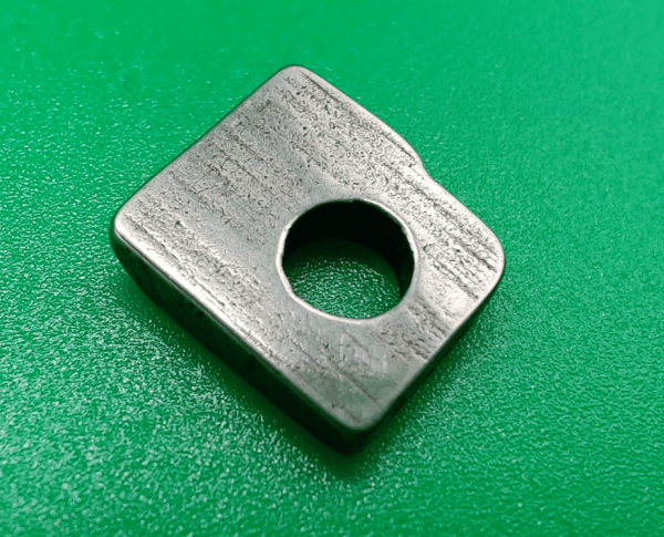 Прижимная пластина 2610-4-4 от магазина Promily в Москве